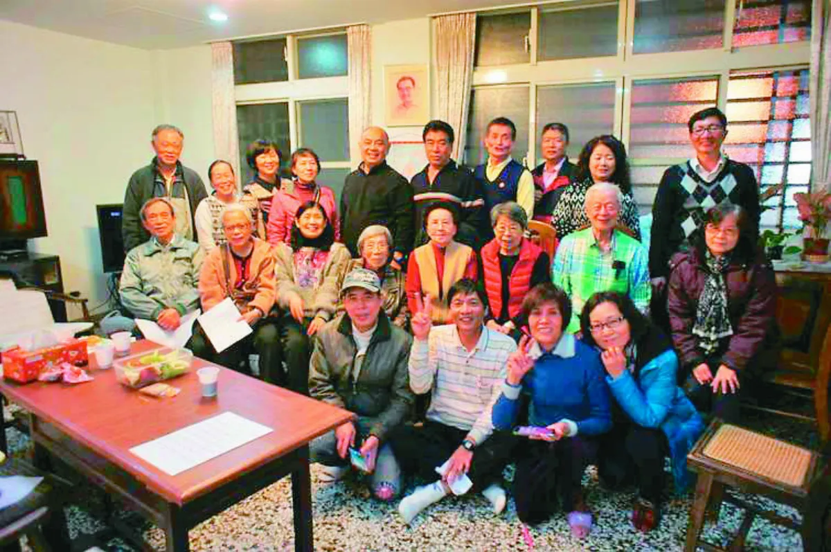 離院生攜手退休院長  捐款傳承愛