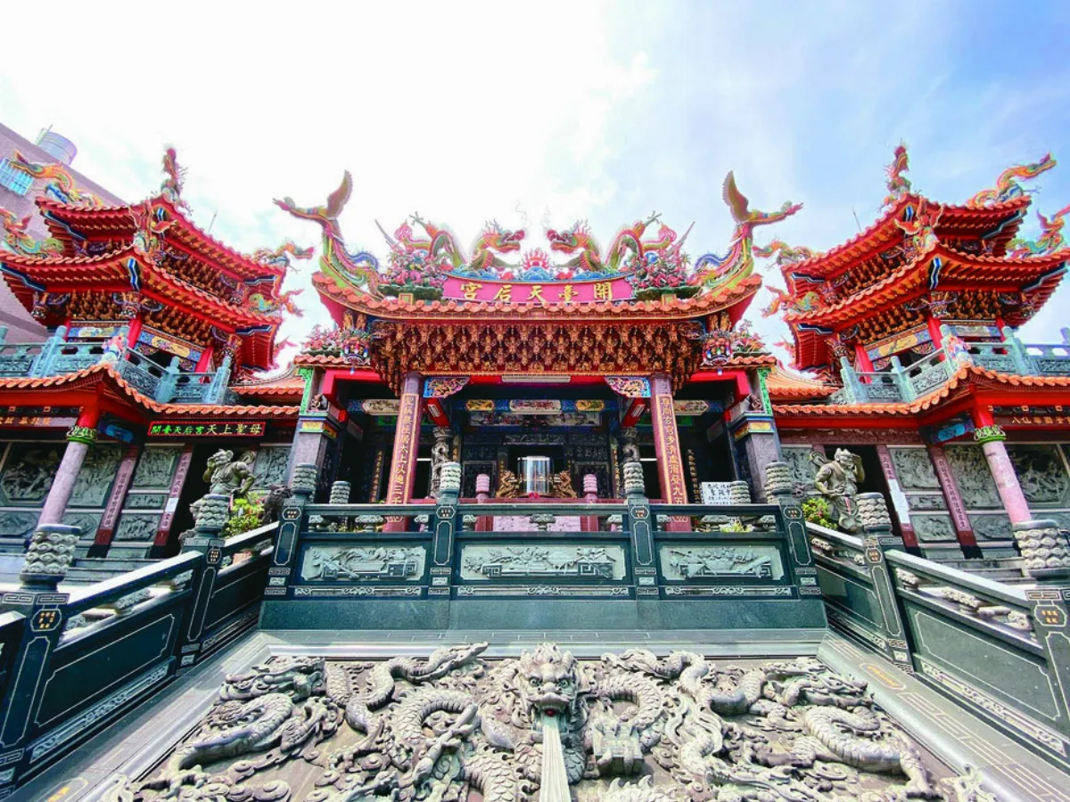 八里開台天后宮 名匠拚對場