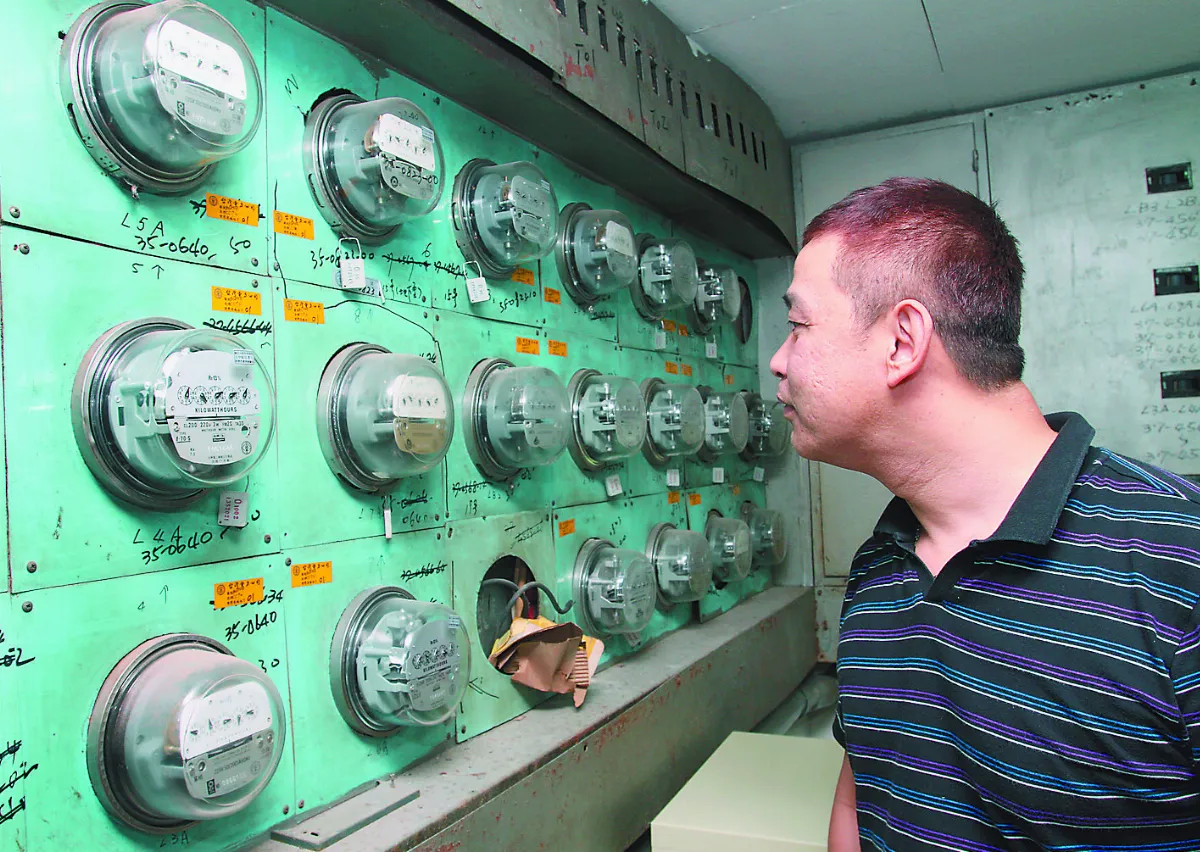 入秋像夏天 用電創  10  月新高  亮限電警戒