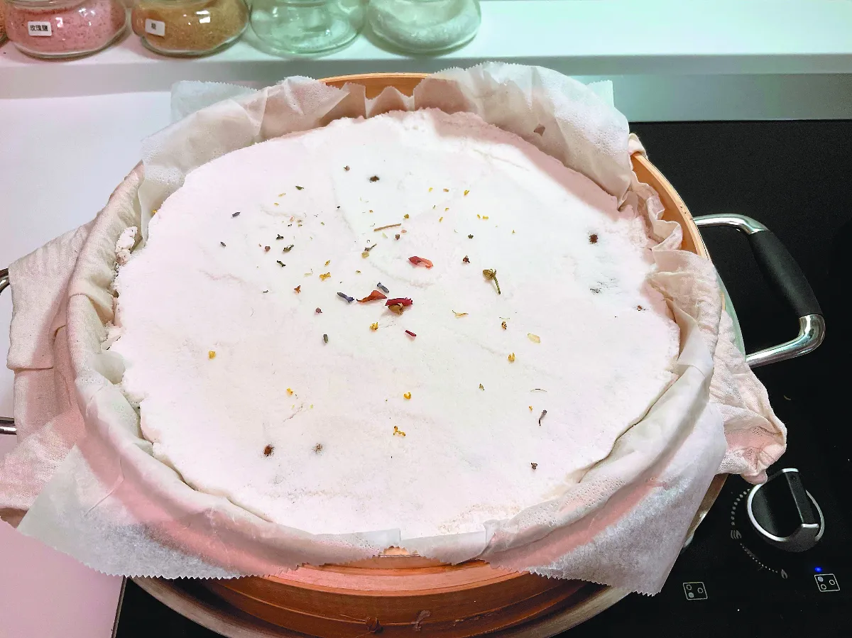 24節氣養生 寒露10/8~10/23 桂花黑芝麻米糕