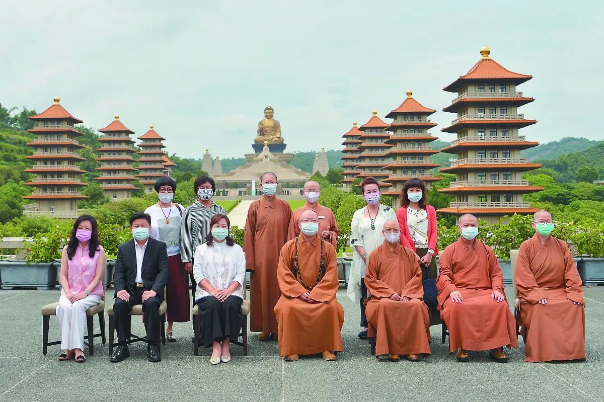 聽花蓮美石說法 2特展佛館開幕
