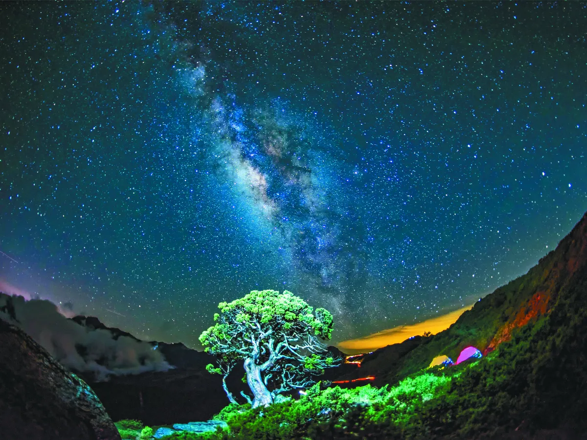 影饗——王萬坤攝影展 合歡北峰銀河