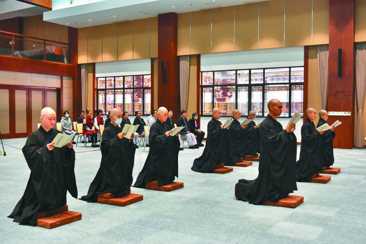 僧青年跨國界 雲端出家受戒