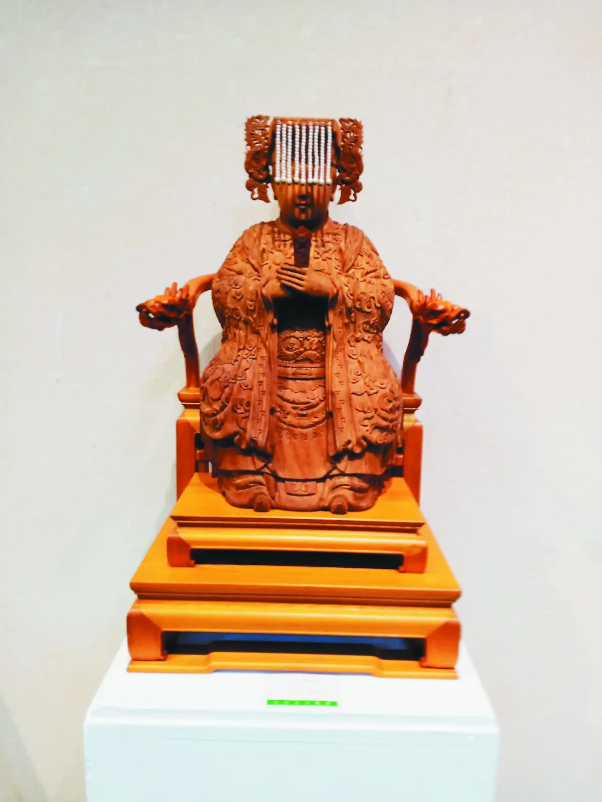 王仕吉雕刻神尊 從寫實到寫意