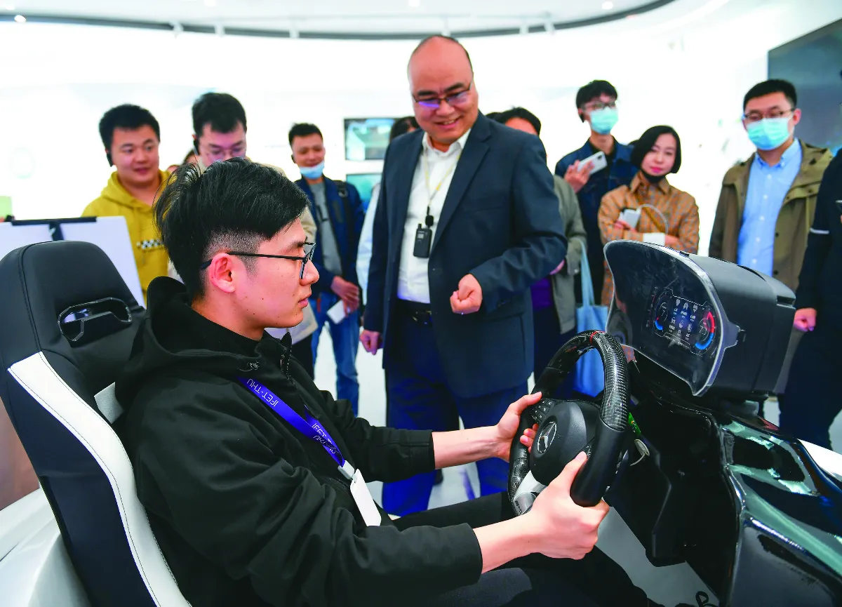 中國科學院院士 黃維 帶領柔性電子技術革命