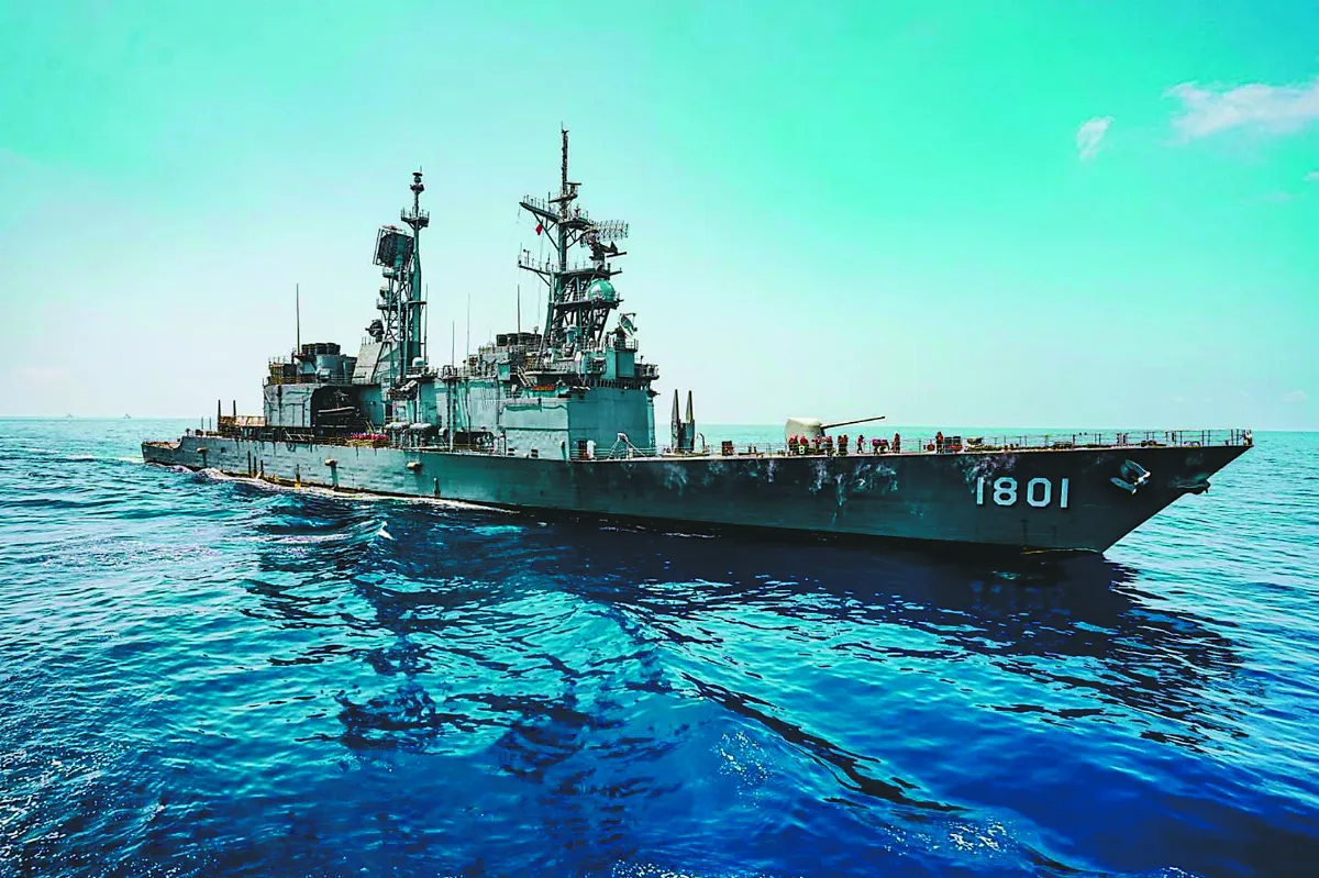 反制突穿  海空軍決戰海域操演