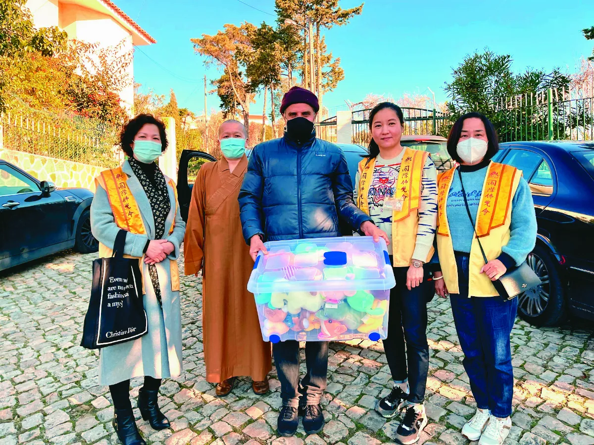 佛光協會送物資 讓愛閃爍葡萄牙