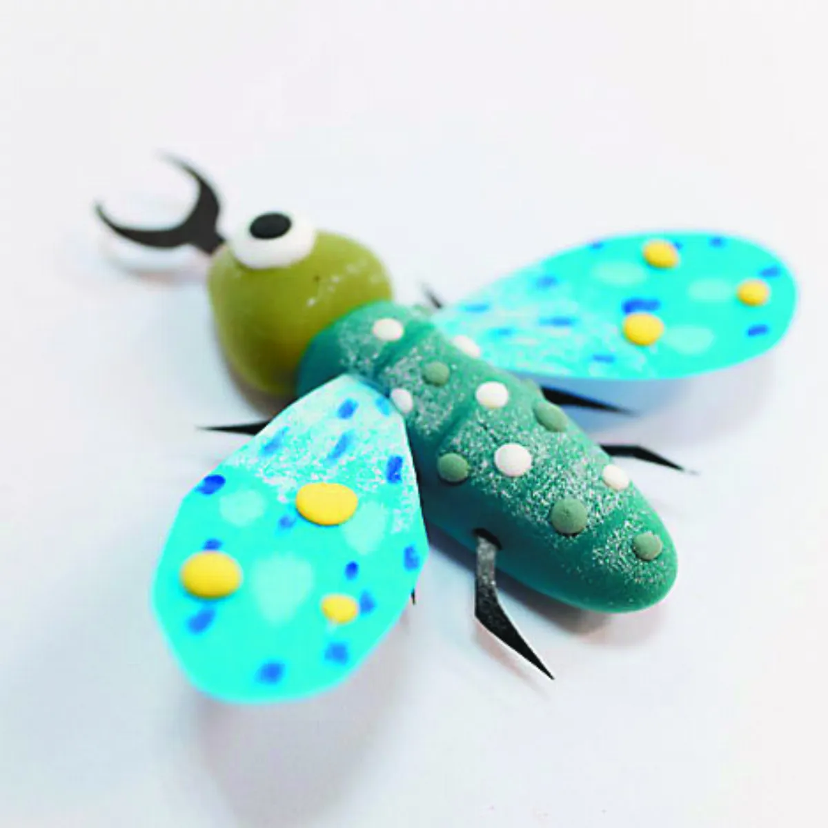 創意黏土教室 複合媒材彩繪昆蟲輕黏土創作