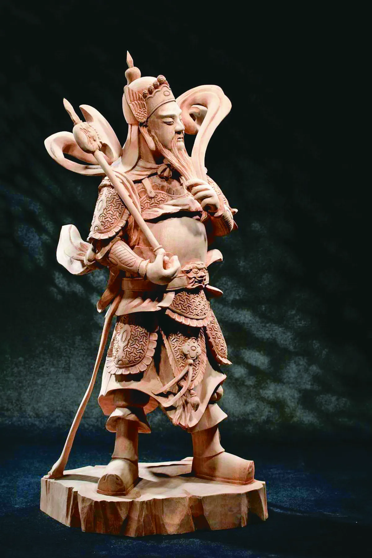 木雕慈悲菩薩像 李秉圭開展