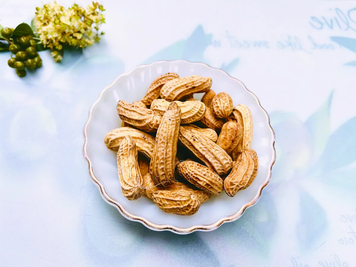 24節氣 養 生 小寒    1 / 5 ~ 1 / 20  茯苓花生栗子飲 滋潤身心靈