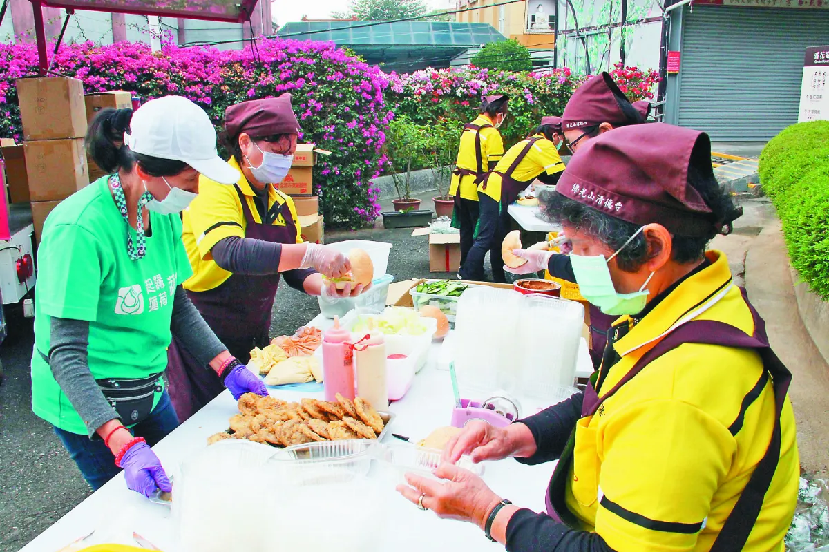 清德寺、起緣餐廳 法寶節e起復蔬