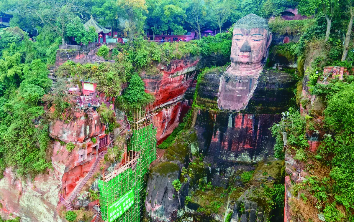 陸專家會診樂山大佛