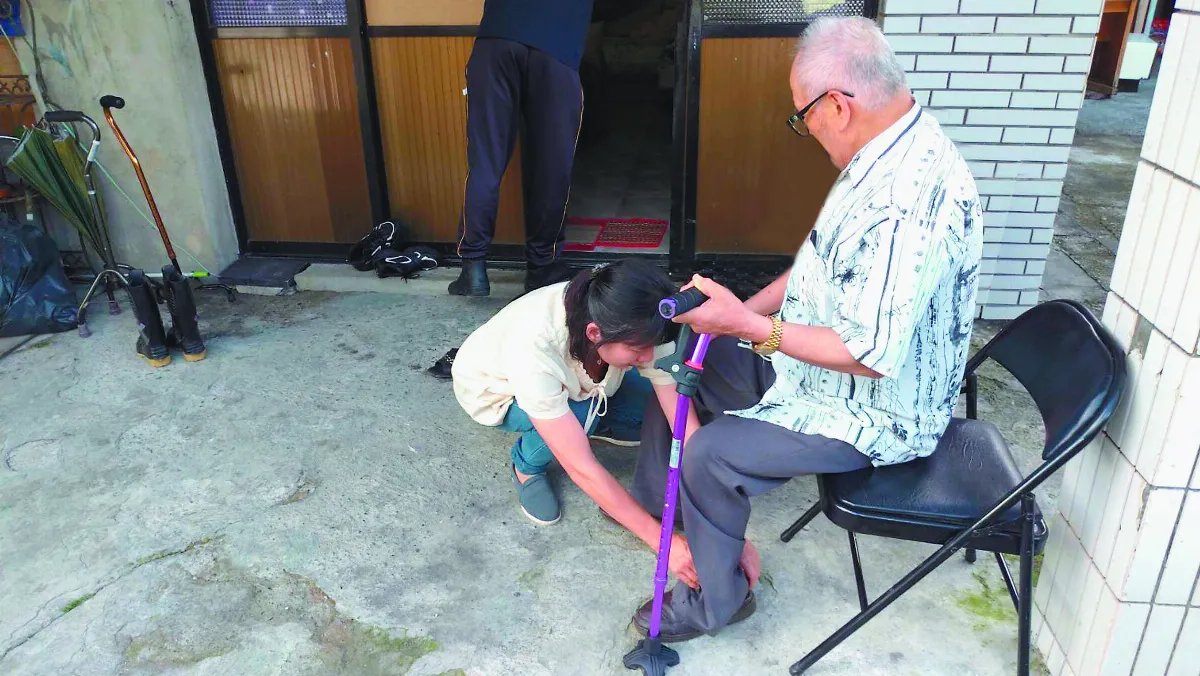 副市長當照服員 林依瑩打造長照學校
