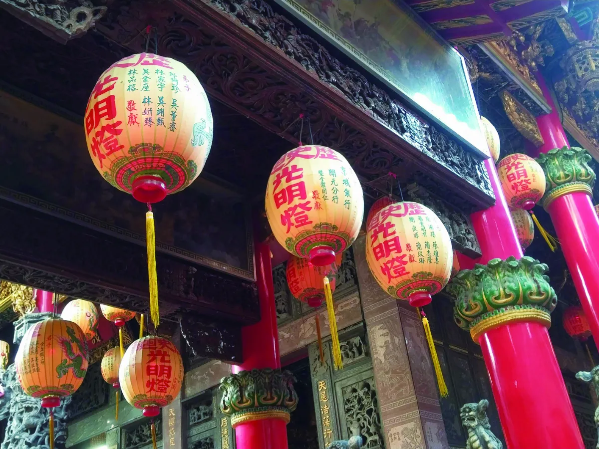 海闊天空 古蹟廟宇走春 祈福保平安