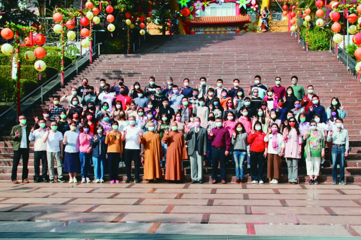 普中教職員回山 蓄滿正能量