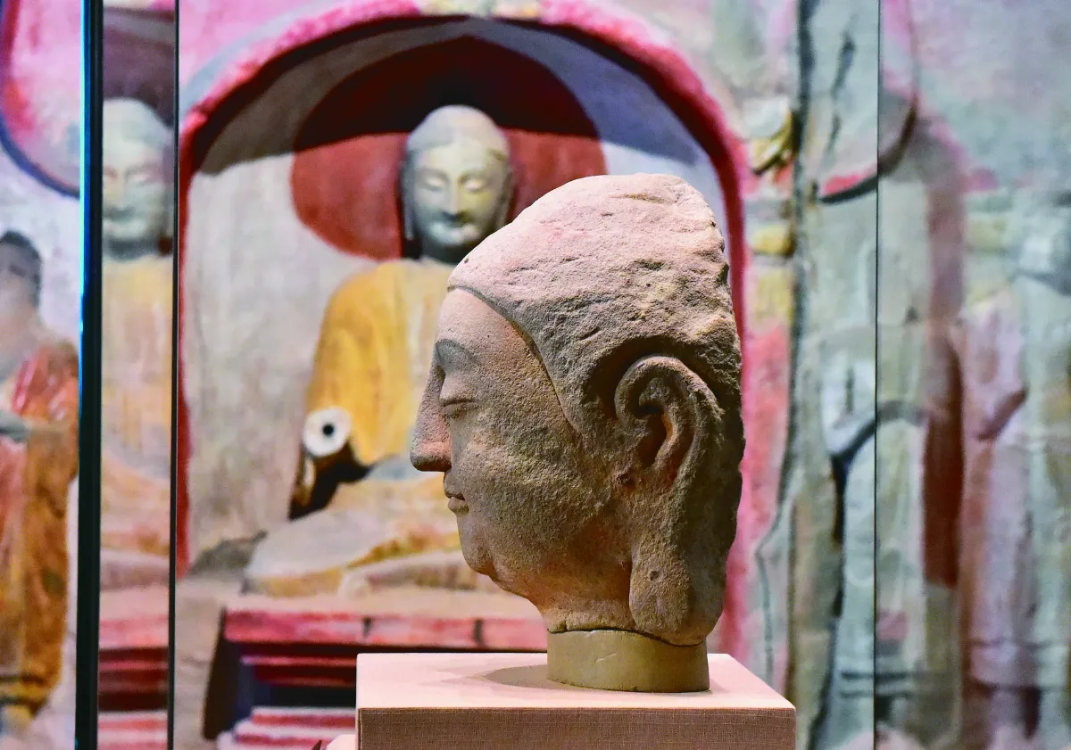 雲端說法  天龍山佛首虛擬特展