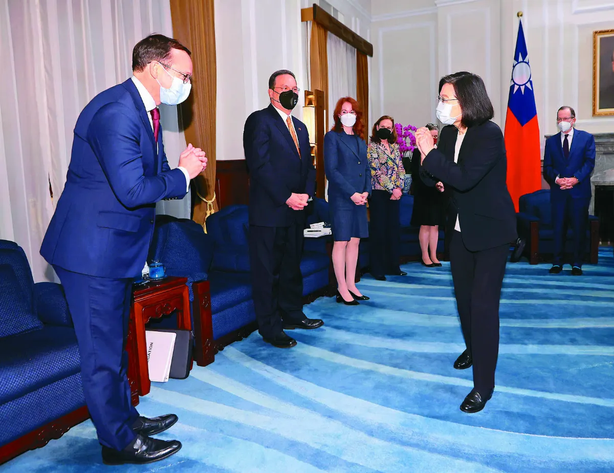 總統見穆倫 談台海和平