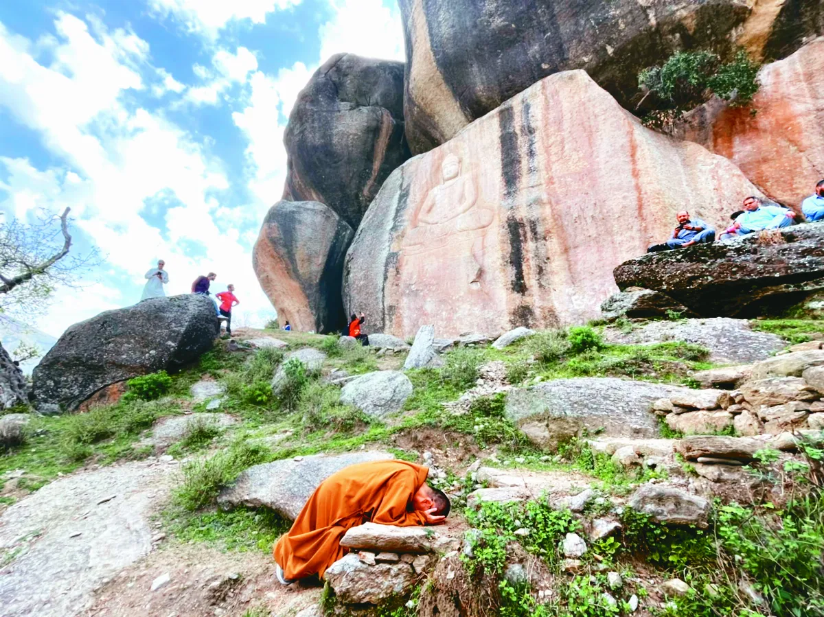 佛光山美術圖典 贈巴國博物館