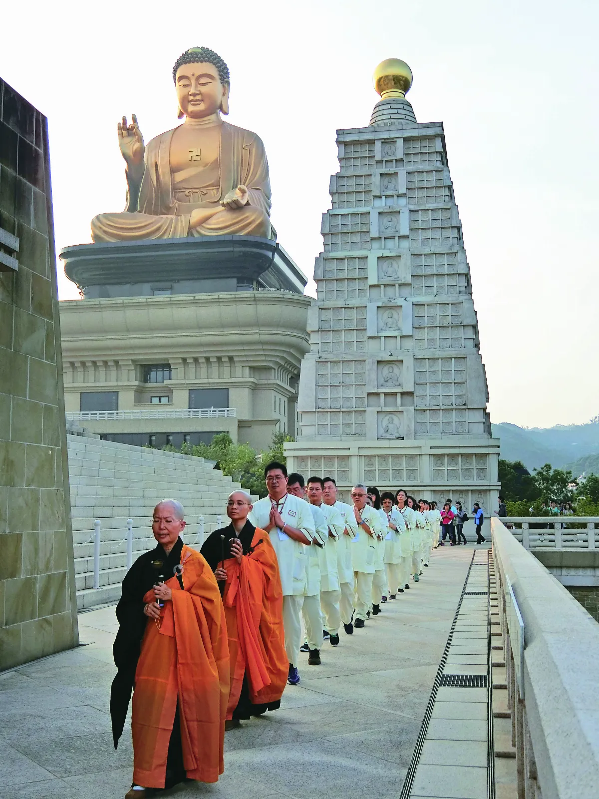 向星雲大師學管理 心的旅程 夜宿博物館