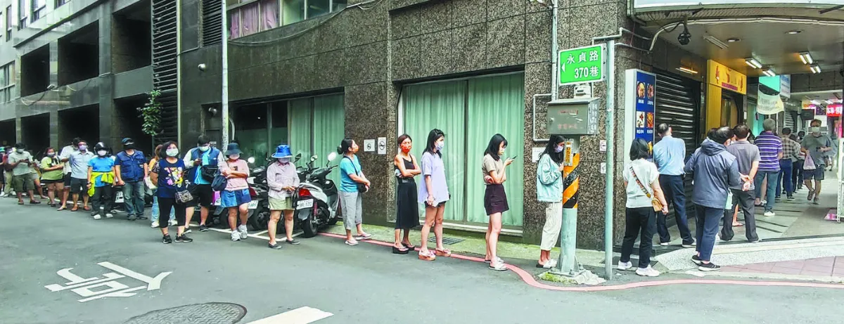 上萬劑快篩卡海關 1周內放行