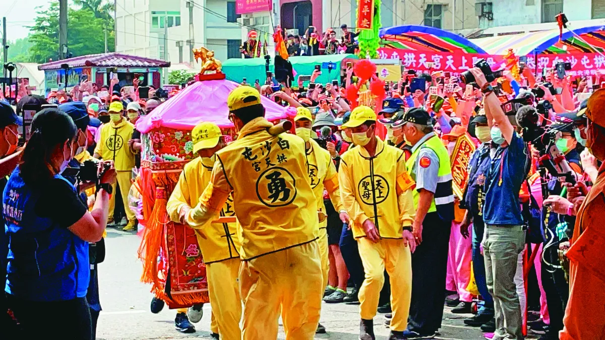 白沙屯媽三進三出 入朝天宮安座