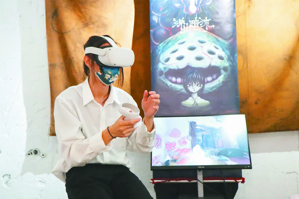 學生用VR   同理憂鬱症患者