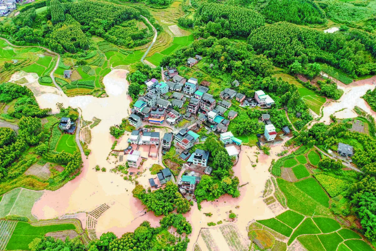 廣西洪災 田地泡水中