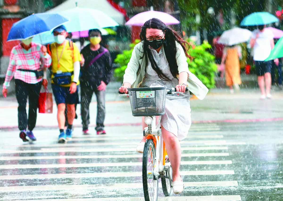 高雄天氣好 北市下冰雹