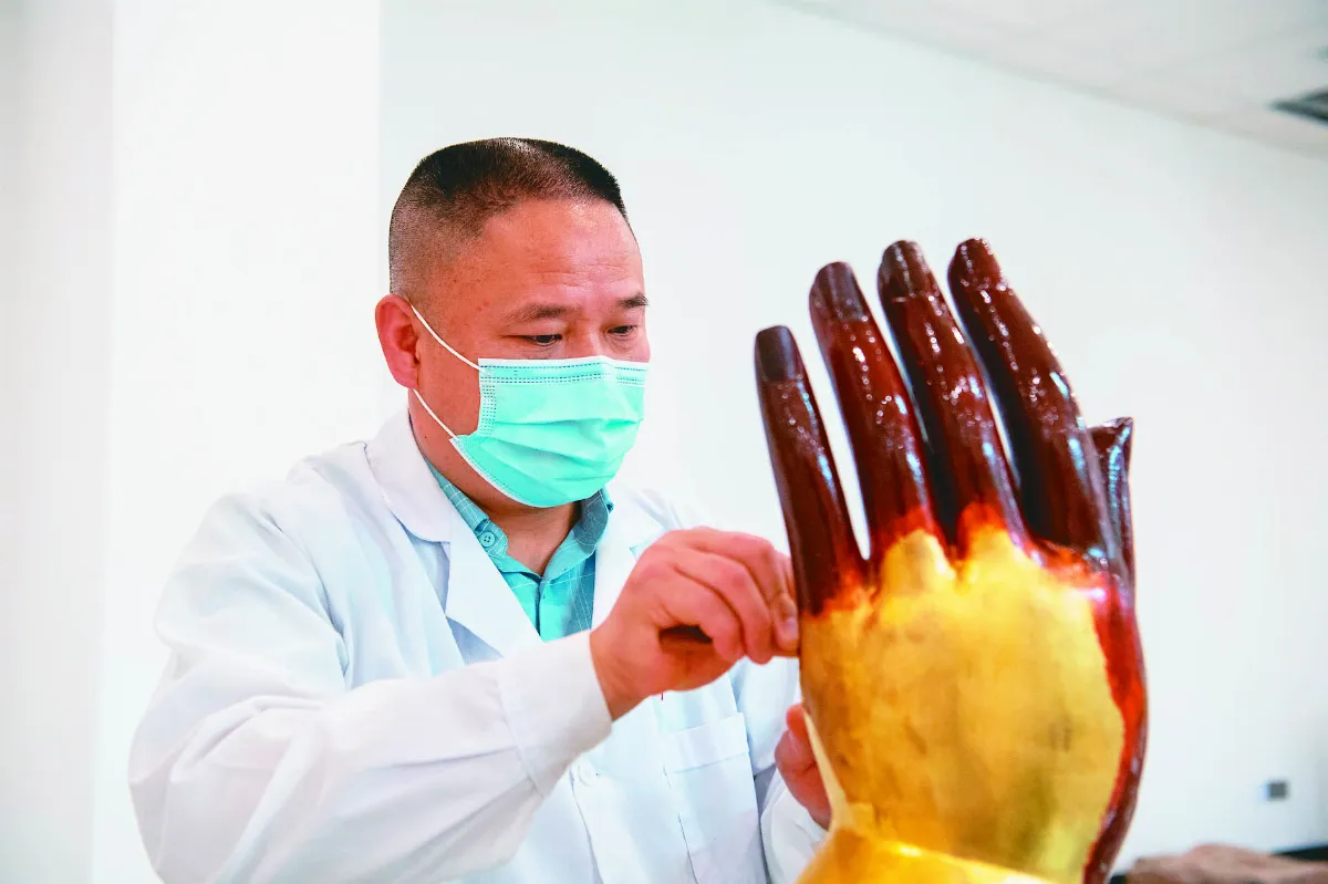 大足石刻文物醫院開張 修復佛像