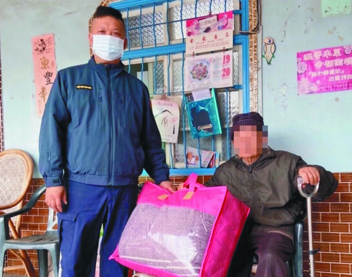 接地氣阿尼所長 獨老的好朋友