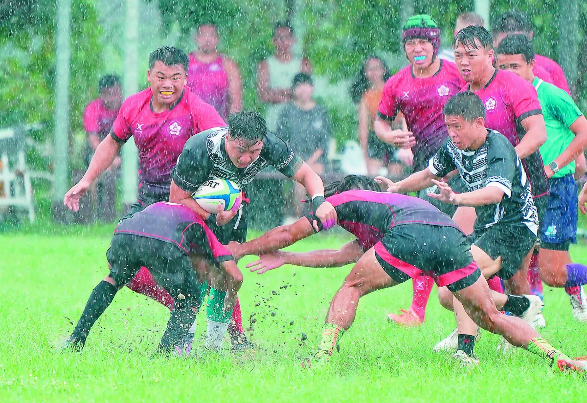 上午風雨仍強 軒嵐諾今晚漸離