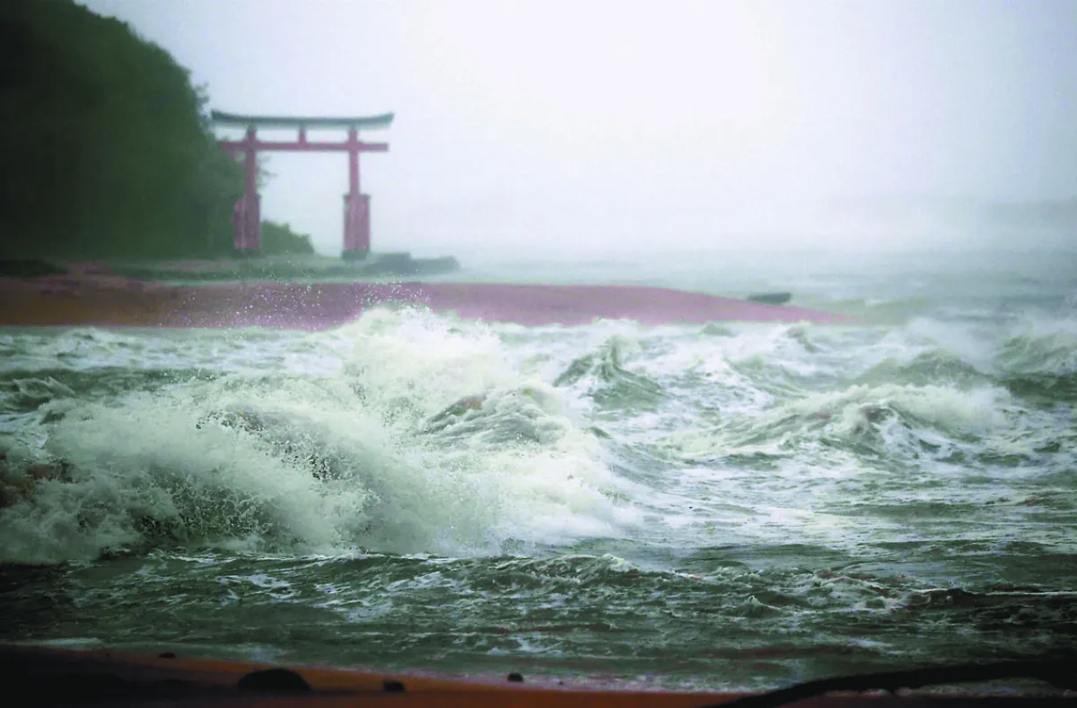 強颱南瑪都進逼 日500航班停飛