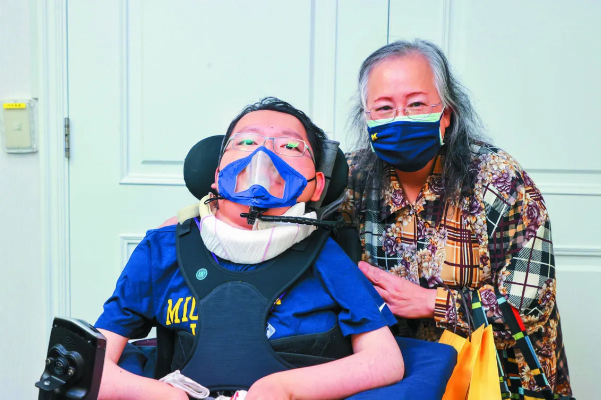 台版非常律師 不畏罕病  陳俊翰獲美國法學博士