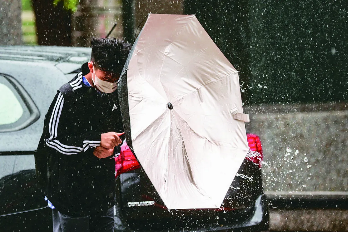不排除發陸警  輕颱尼莎 共伴效應雨炸北台