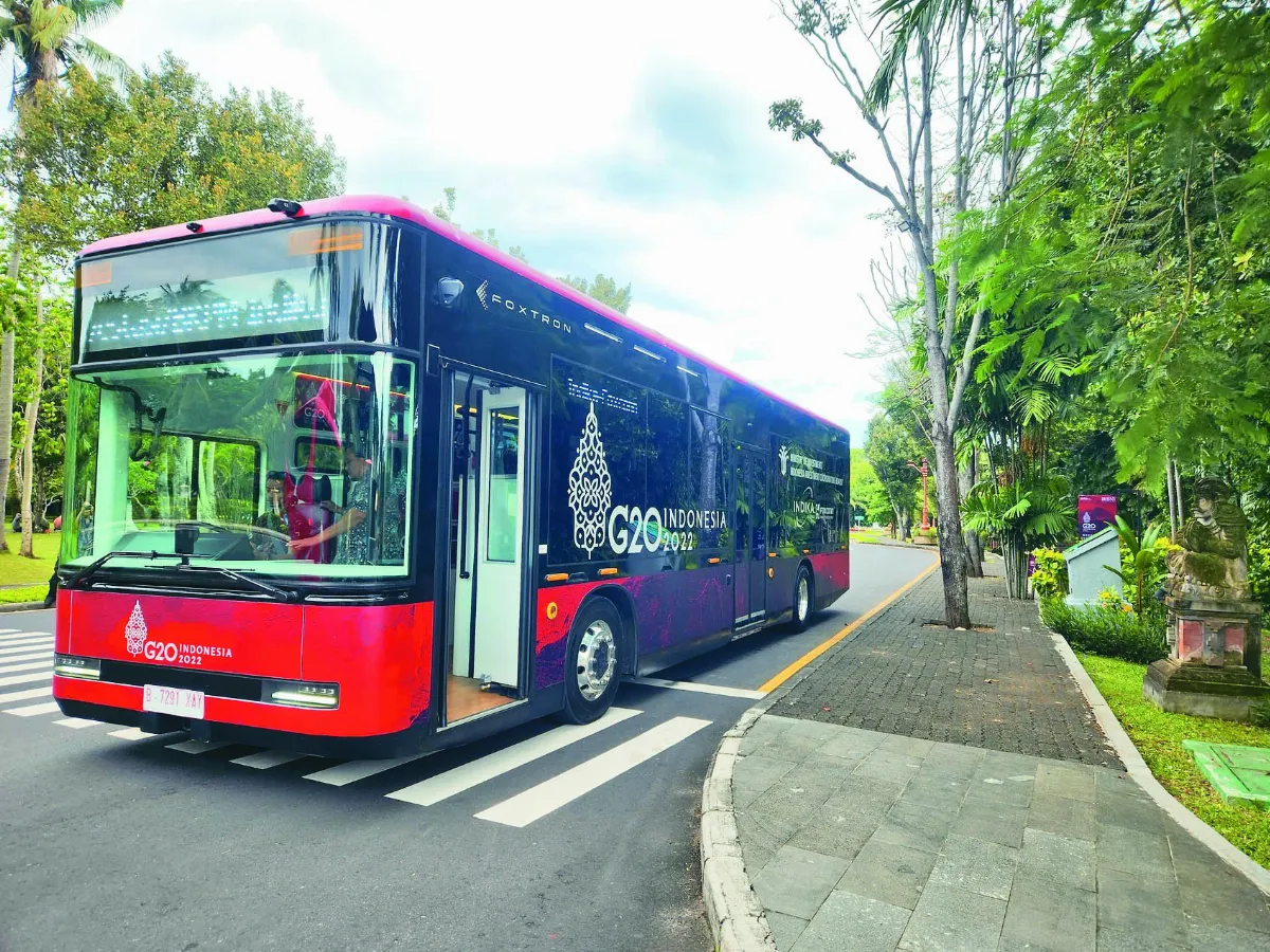 鴻海電動巴   G20接送貴賓