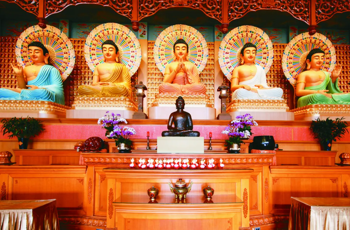 光之屋展館佛像 安座南天寺