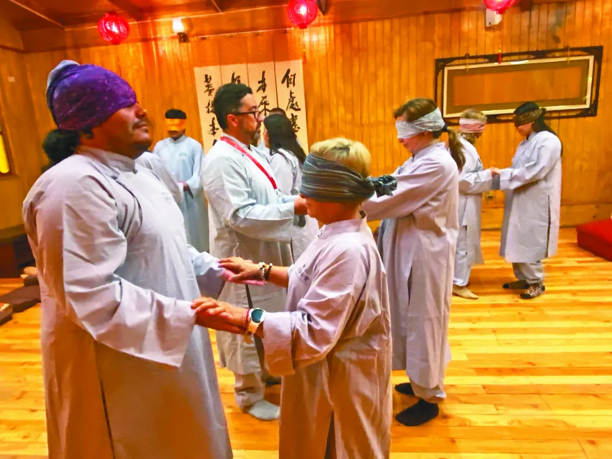 智利生命成長營 禪修引導覺察