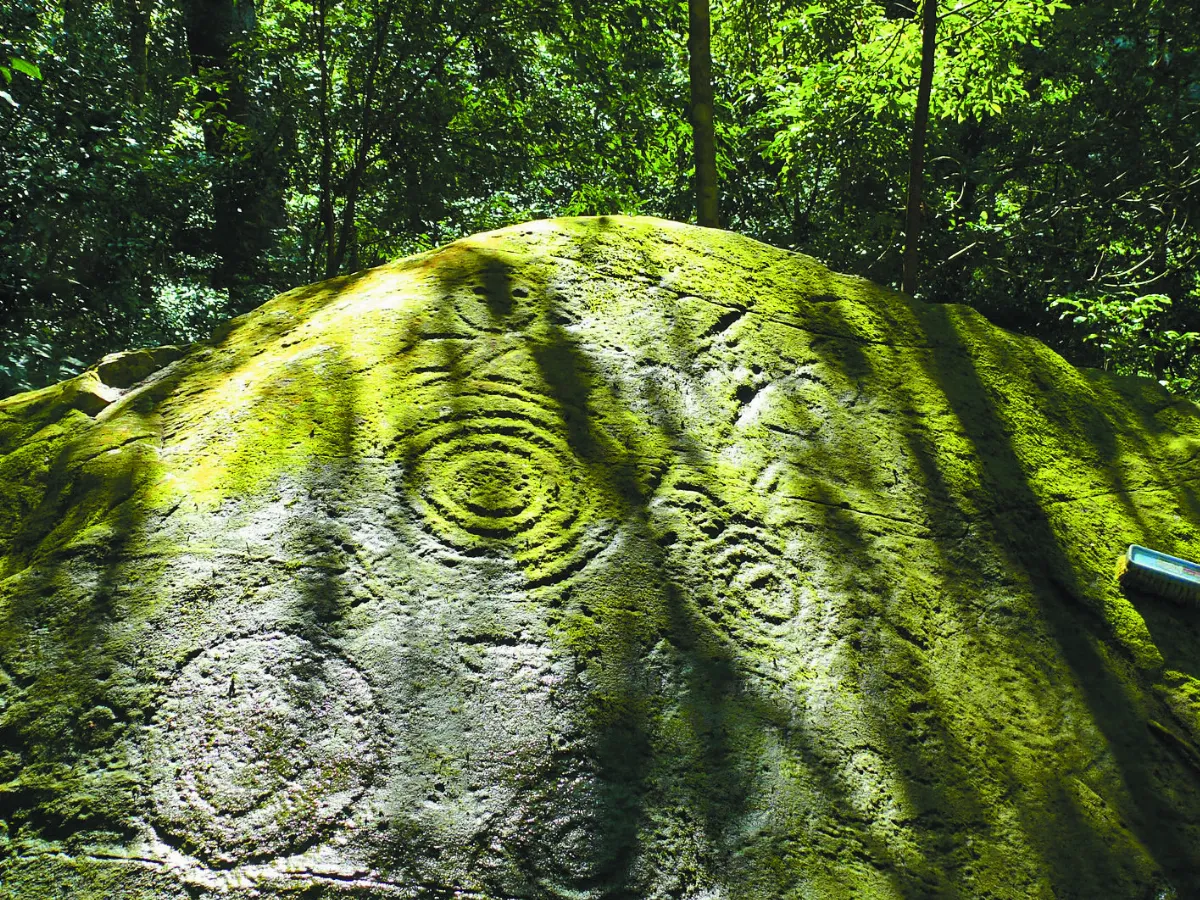 國定考古遺址 500年萬山岩雕 原民圖騰意義成謎