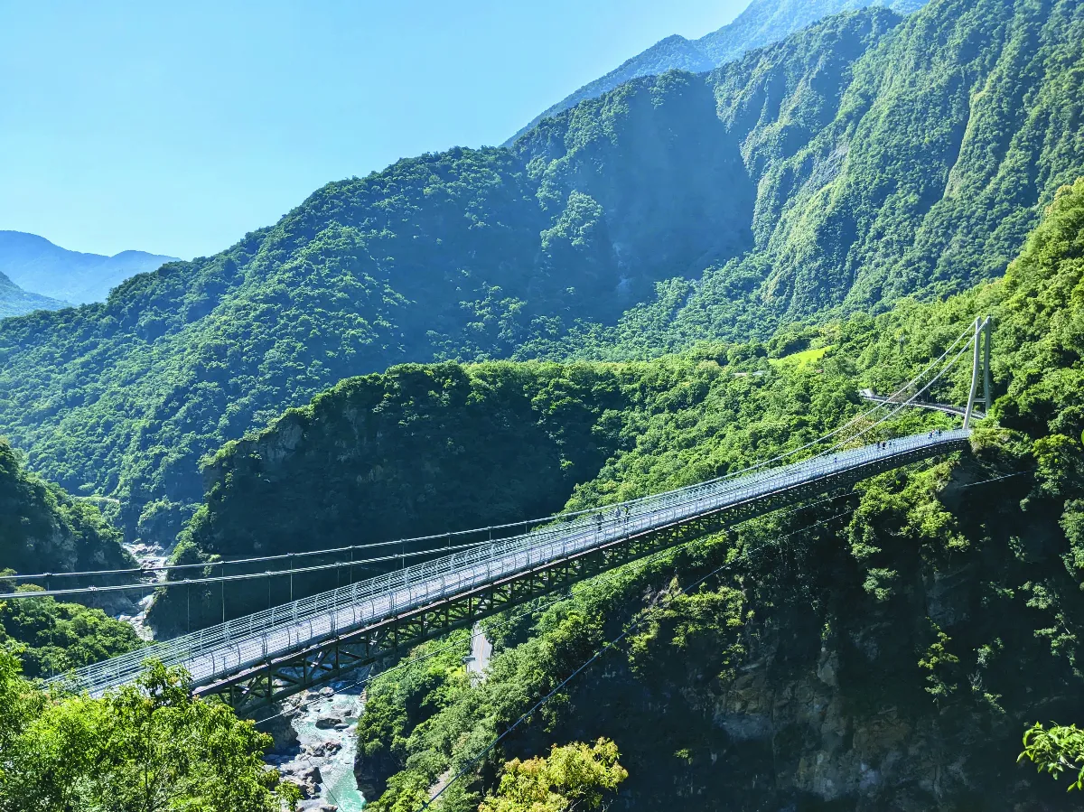 布洛灣吊橋    12/15日開放中午參觀