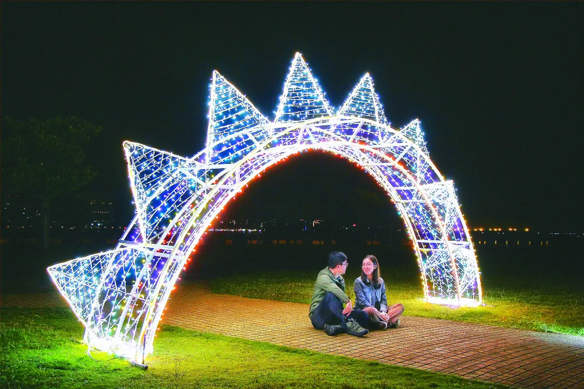 打造夕陽意象 淡水光雕展登場