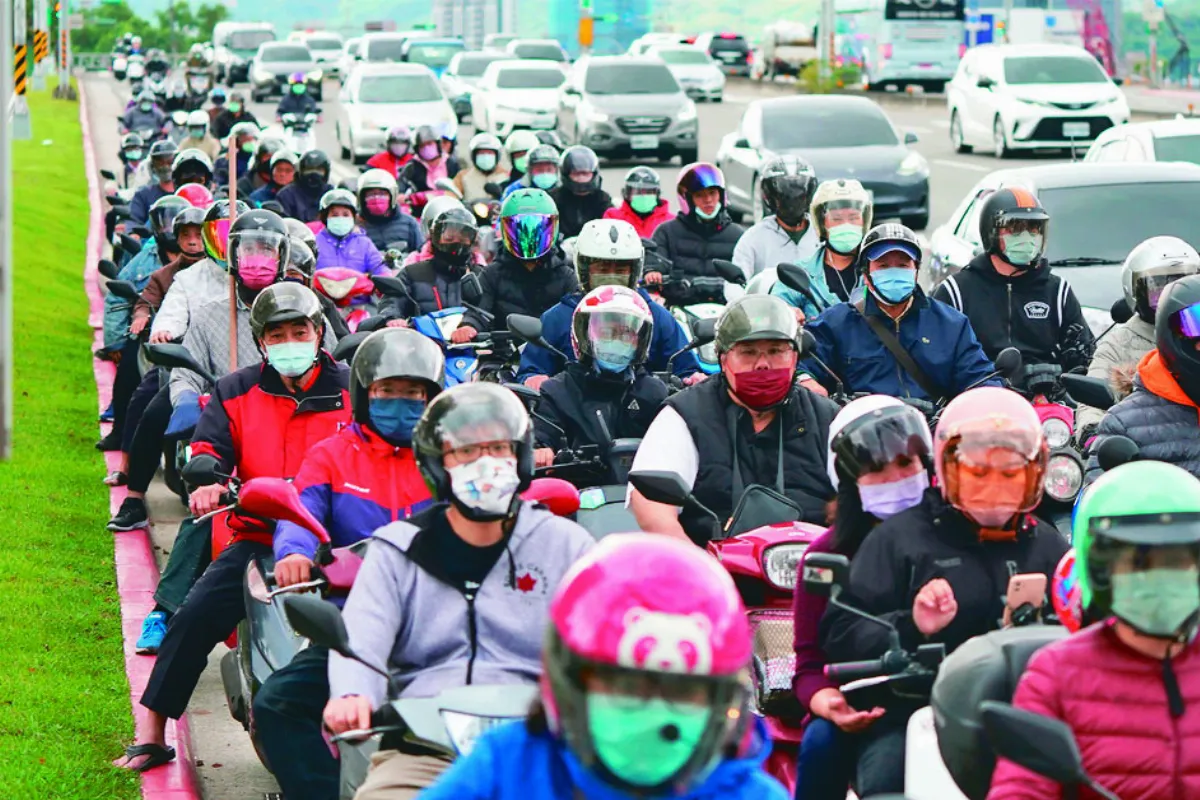 台灣駕駛橫衝直撞 4國示警