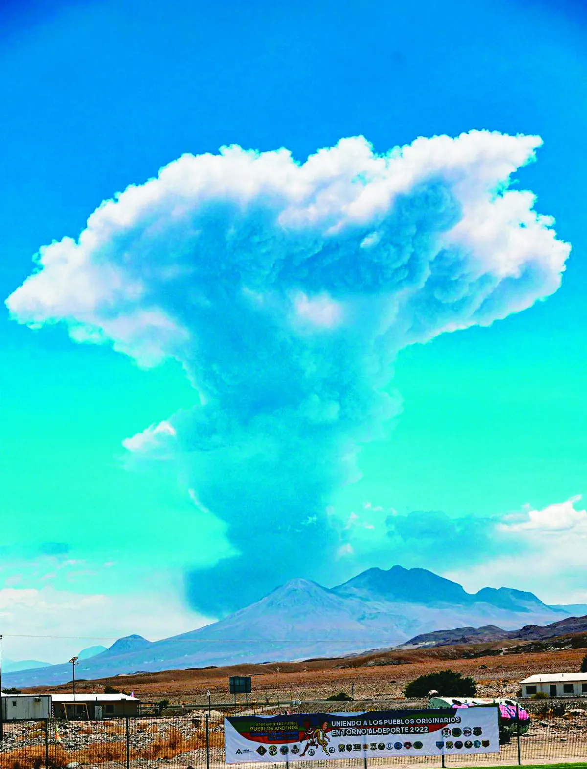 智利火山 噴6千公尺高灰柱