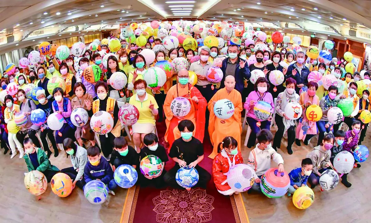 普門寺彩繪燈籠 千人獻燈祈福