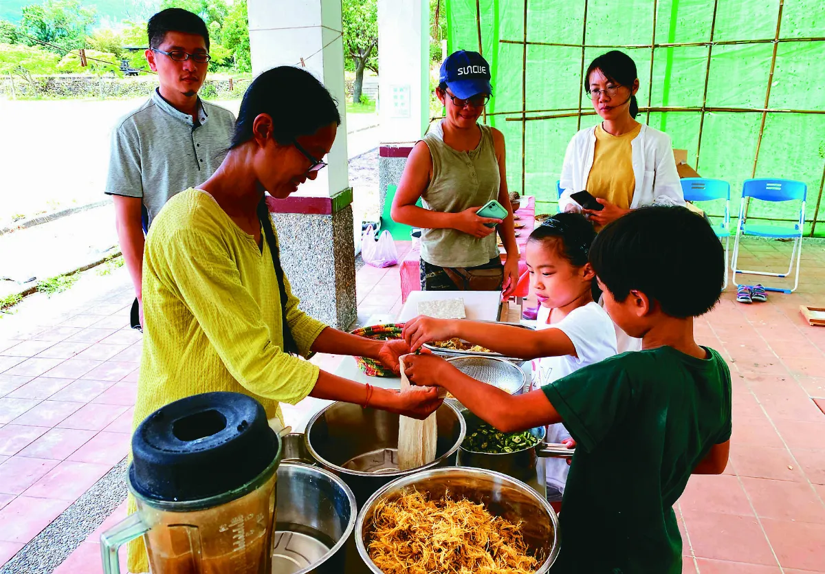回歸自然 陽光森林 溪邊造紙野炊
