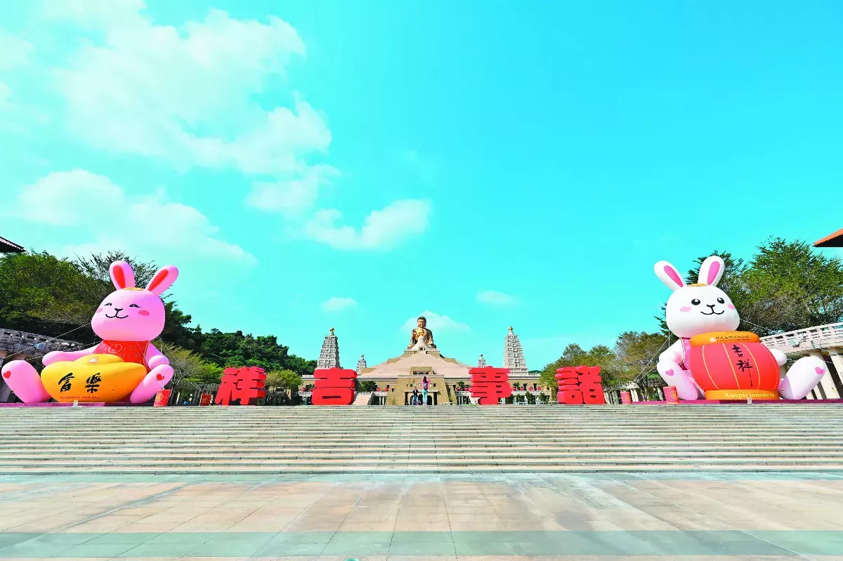 佛光山春節花燈  11公尺鳳凰亮相