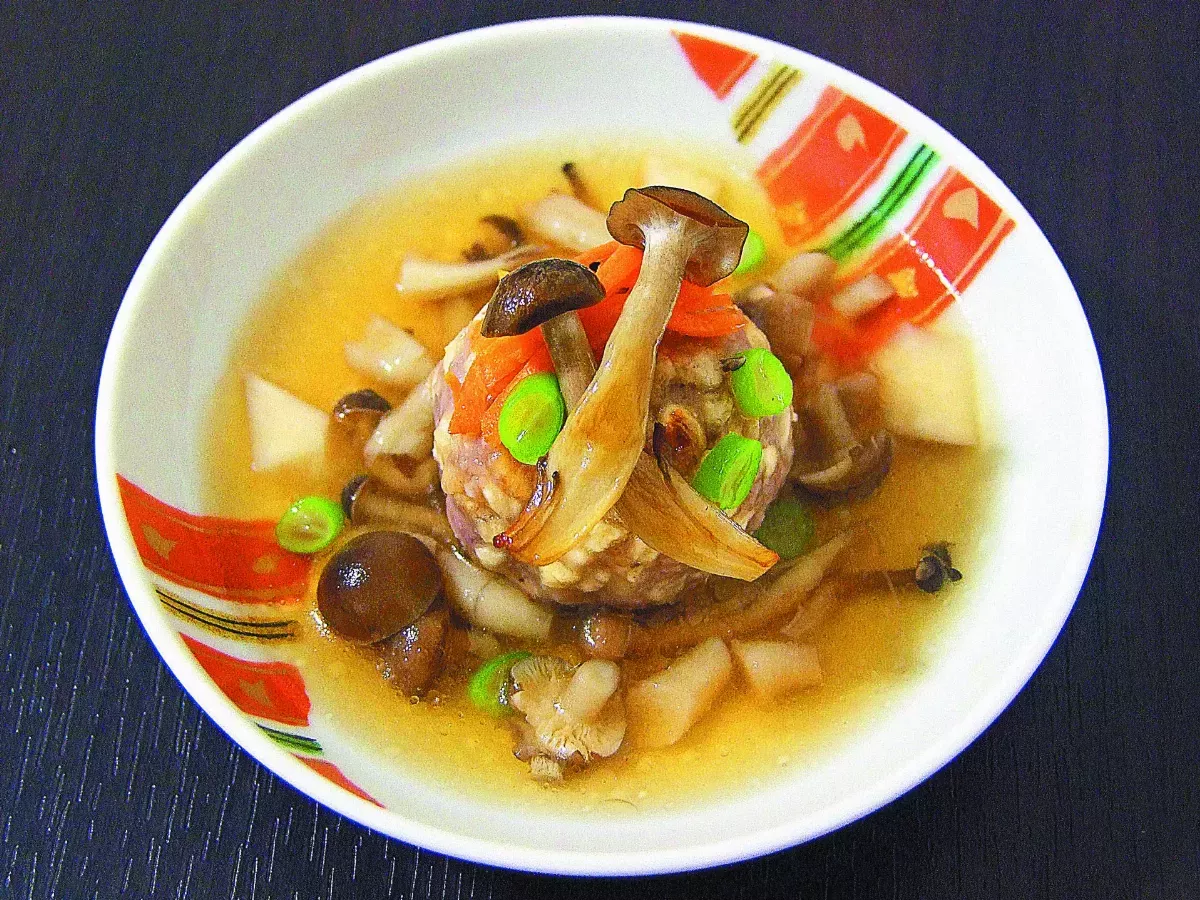 鴻兔迎春 恬靜好食光