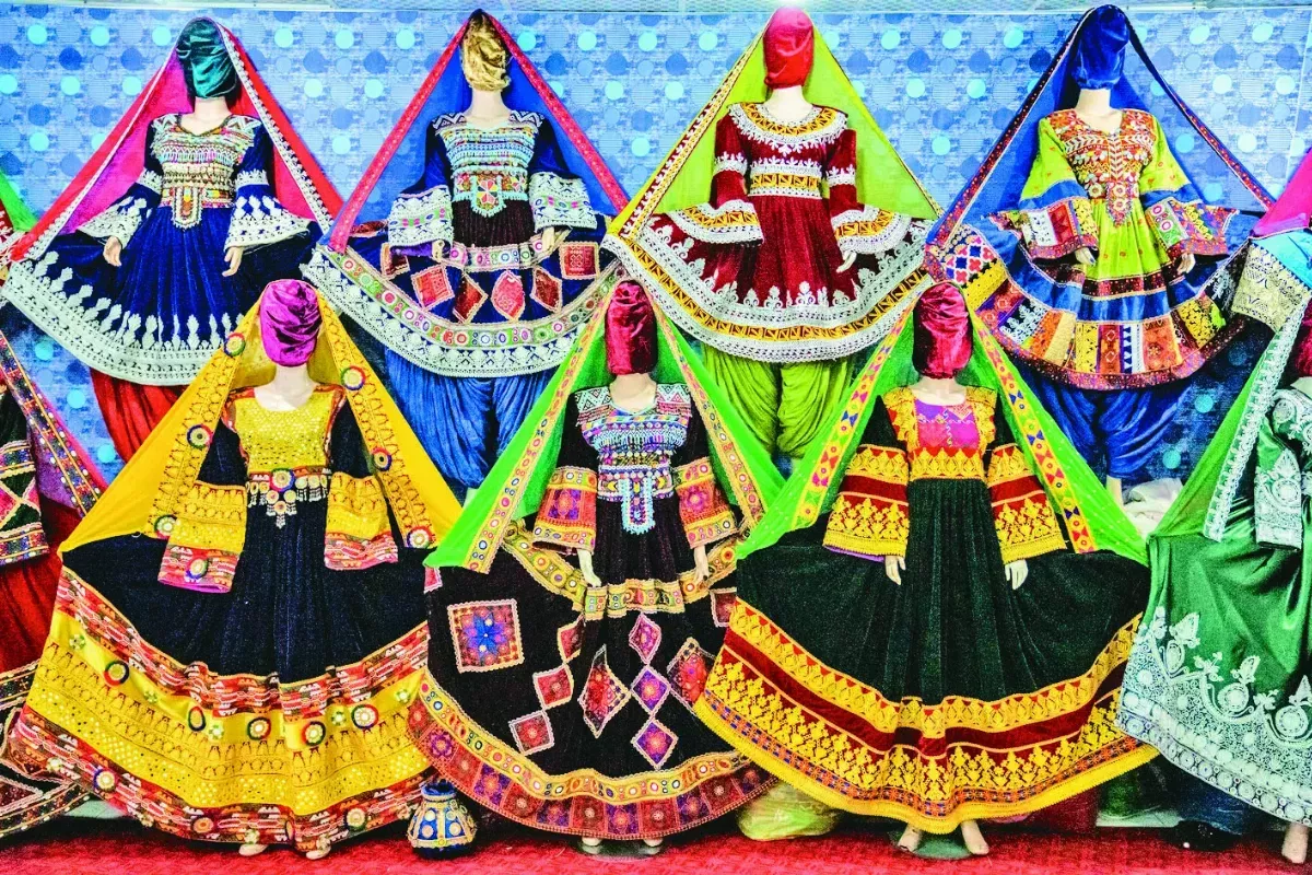 阿富汗女裝店 假人也須蒙面