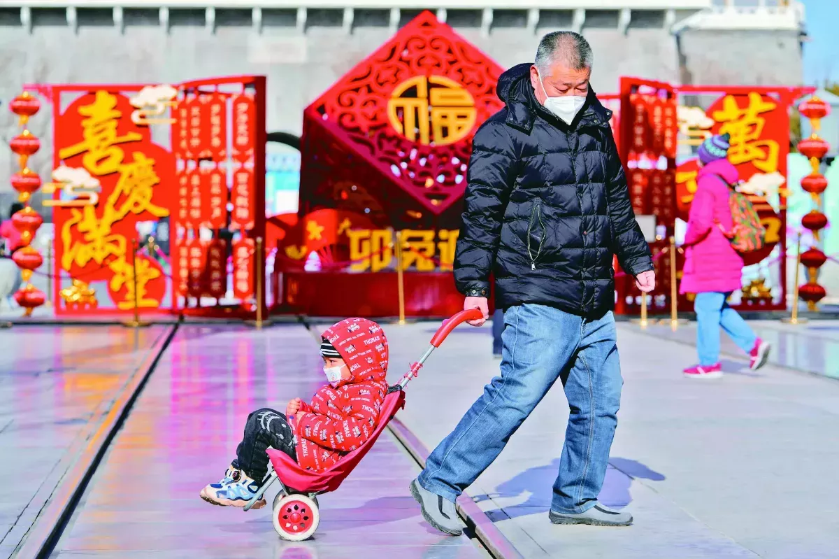 陸人口負成長  61 年首見