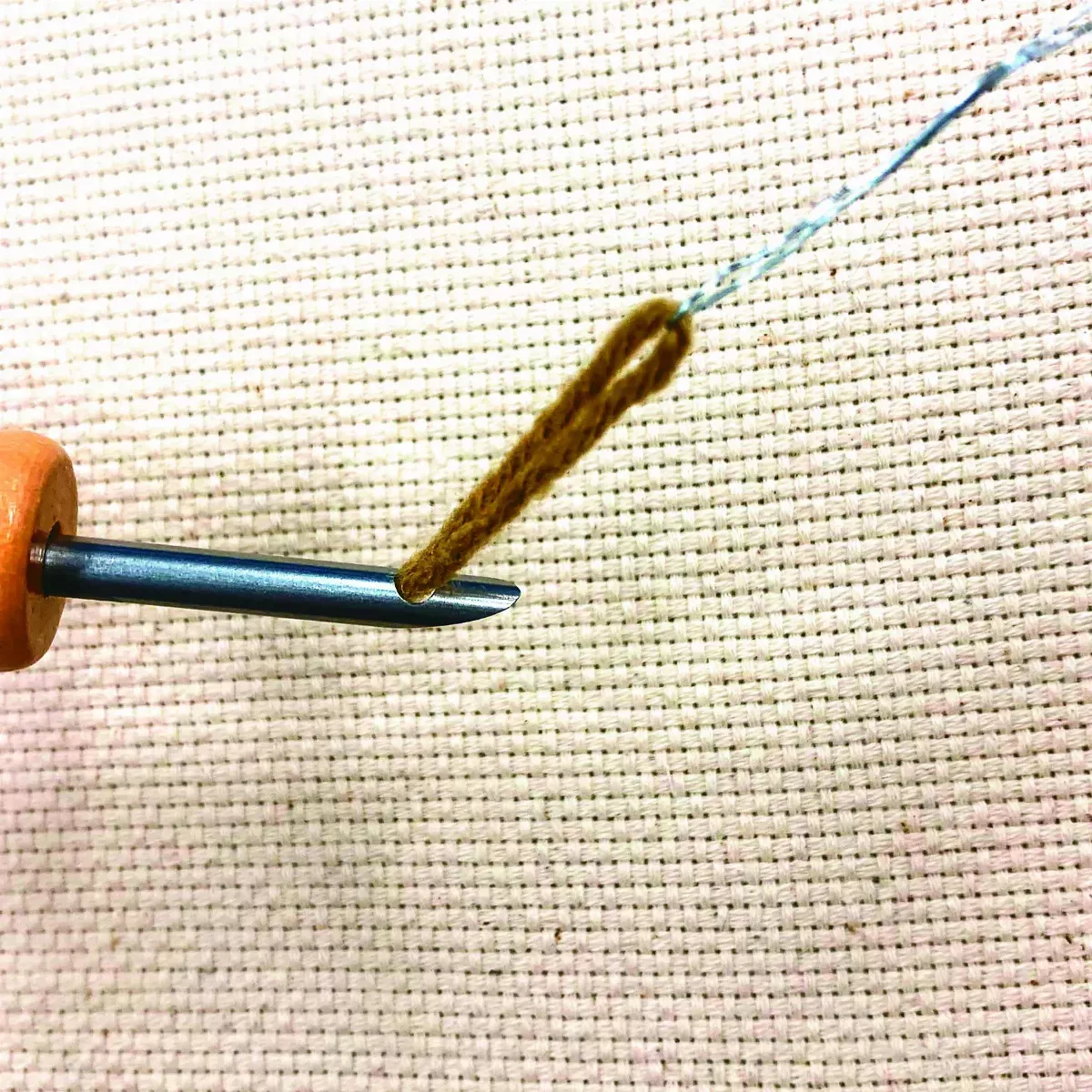 玉兔刺繡迎新春