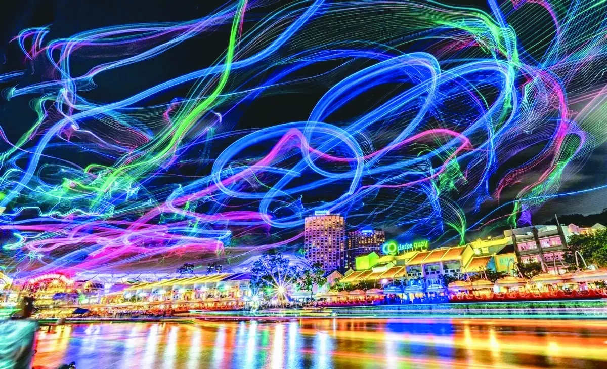 桃園燈會 無線風箏點亮夜空